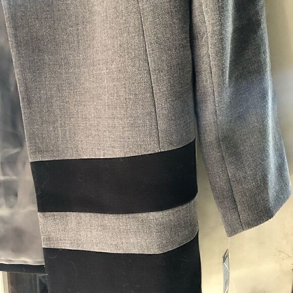 NWT Tahari Gray and black open blazer - Picture 4 of 8